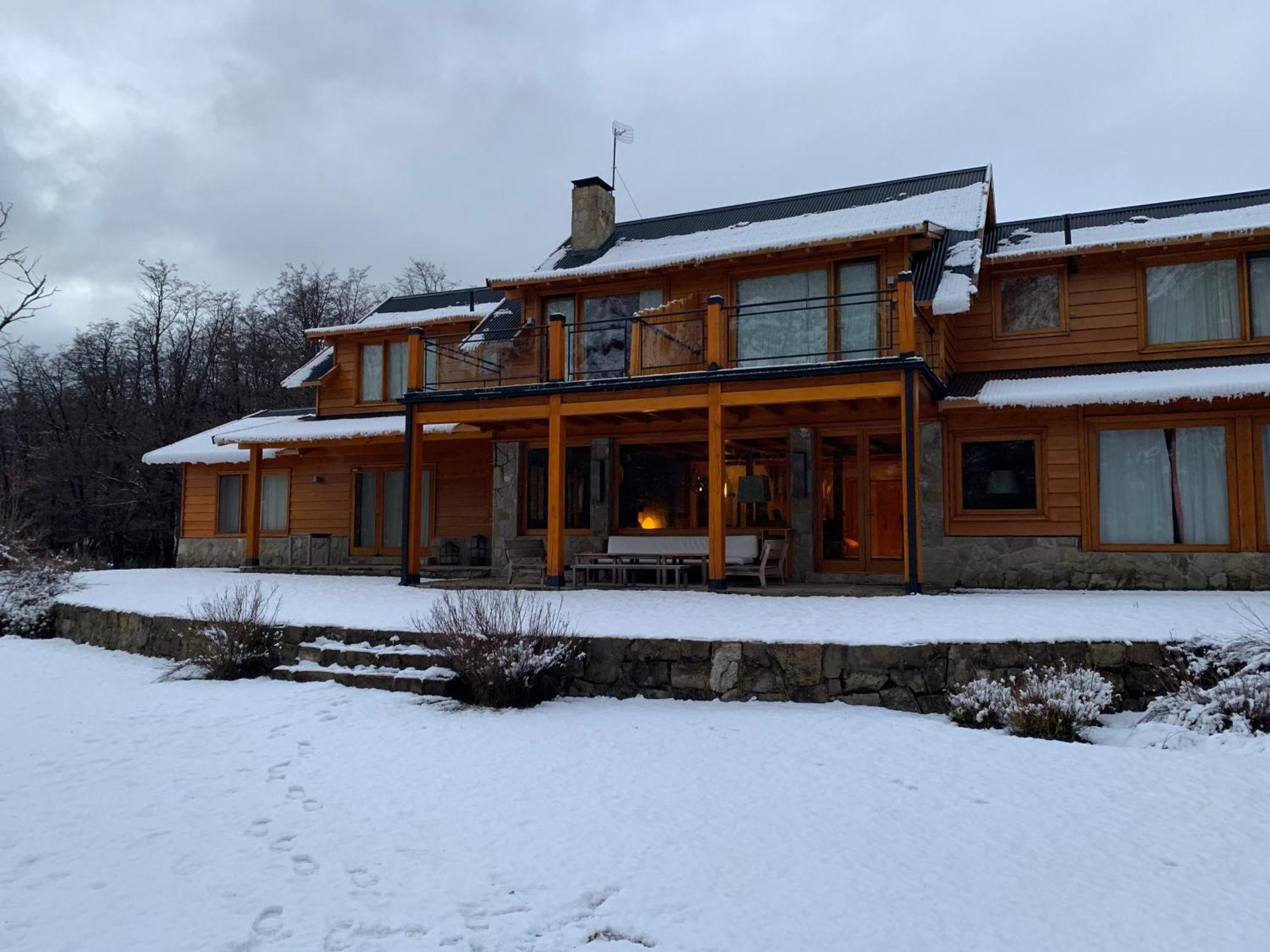 Rio Hermoso Hotel De Montana San Martín de los Andes Eksteriør billede